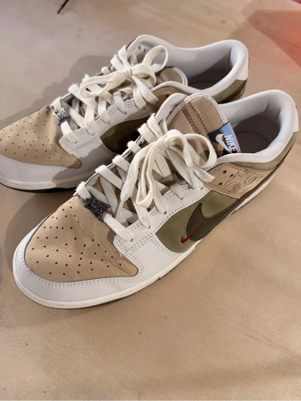 Nike Dunk Low Men's Sneaker - Pegasus Pack Linen Phantom